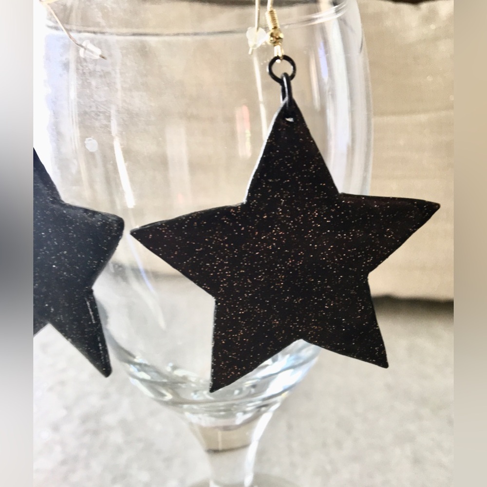 Large Black Stars with gold glitter accents handcrafted statement earrings β¨βοΈπ€ - Picture 12 of 13
